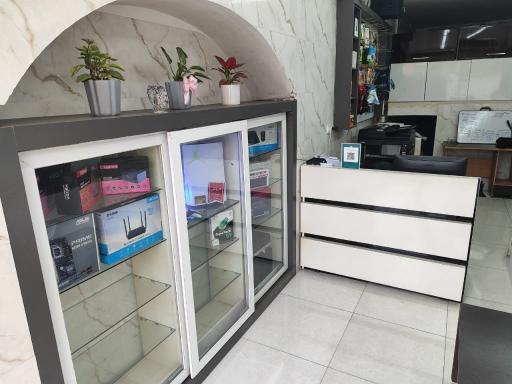 عکس کافی نت سرچشمه 