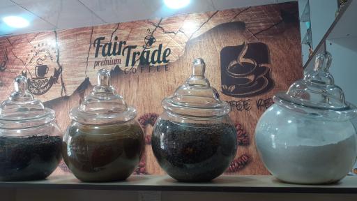 عکس فروشگاه دخانیات رضا