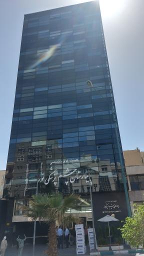 عکس بیمارستان فوق تخصصی چشم پزشکی نور