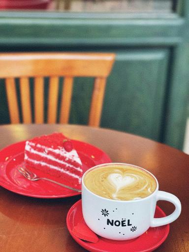 عکس کافه نوئل
