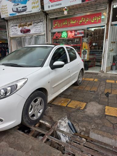 عکس تزئینات اتومبیل سعید