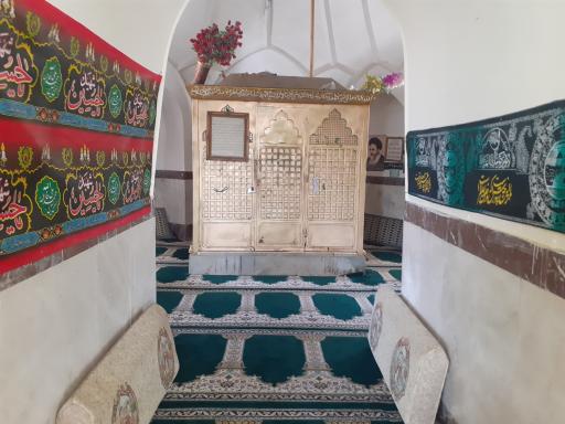 عکس امامزاده عبدالله مهرآباد