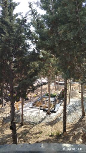 عکس قبرستان بقیع لواسان