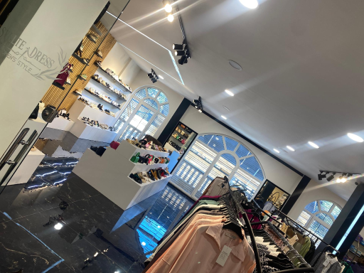 عکس مزون اِسوِلت 