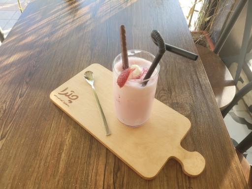 عکس رستوران فست فود و کافه چترا 