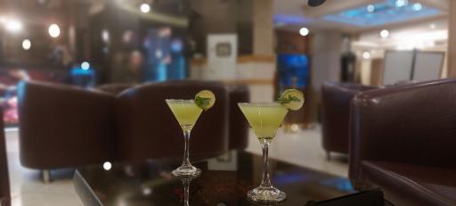 عکس هتل آپارتمان پاویون