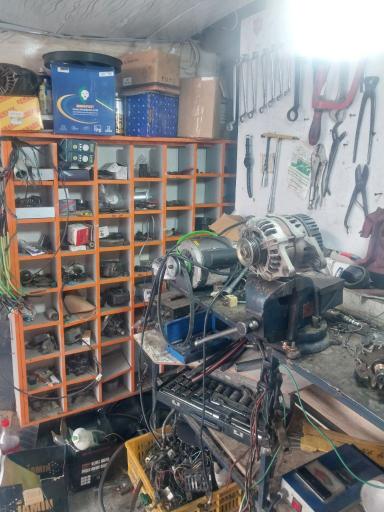 عکس باطری سازی دانیال 