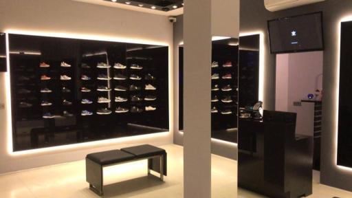 عکس کفش آدیداس