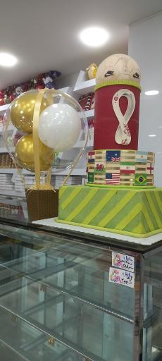 عکس گز و شیرینی ساحل