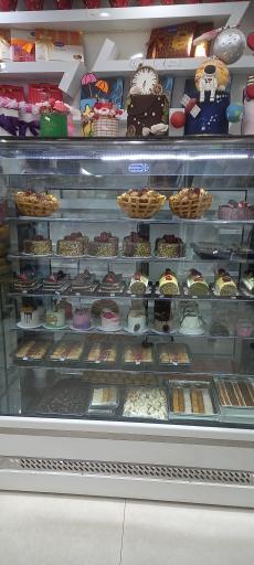 عکس گز و شیرینی ساحل