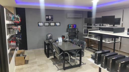 عکس فروشگاه کوروش شاپ