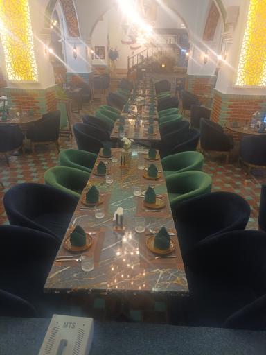 عکس رستوران سنتی عمارت فردوس