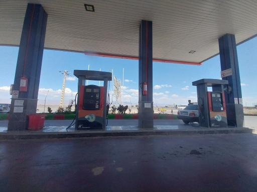 عکس پمپ بنزین و گازوئیل زائرسرای امام رضا