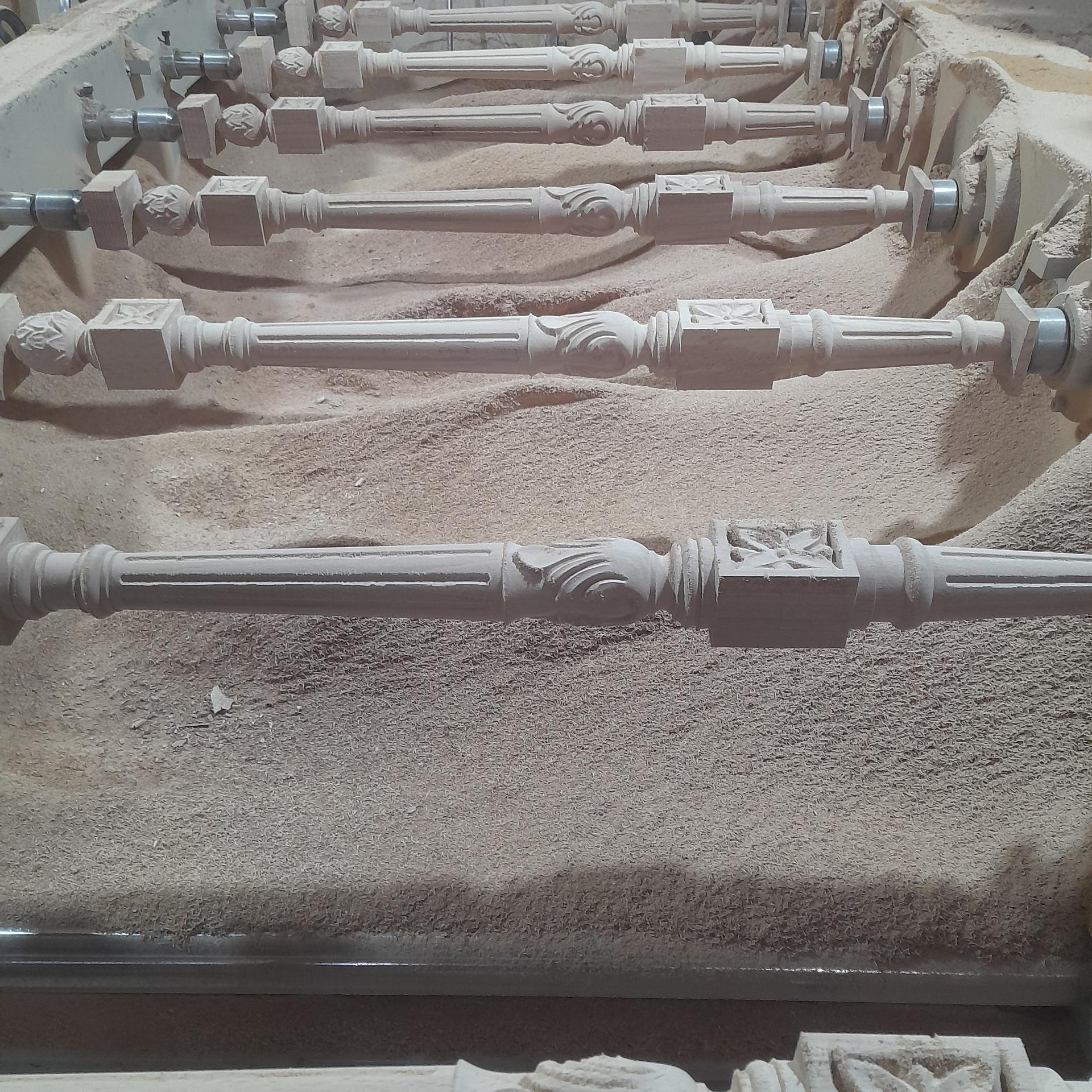 عکس سی ان سی چوب آراد