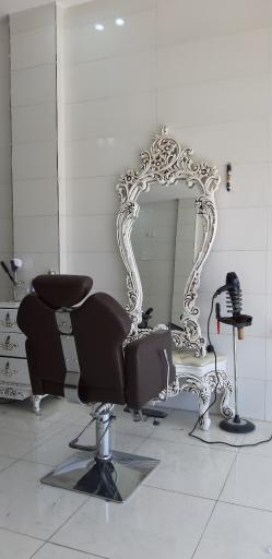 عکس آرایشگر شهر