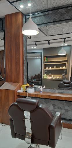 عکس آرایشگر شهر