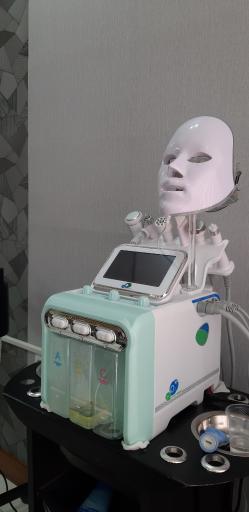 عکس آرایشگر شهر