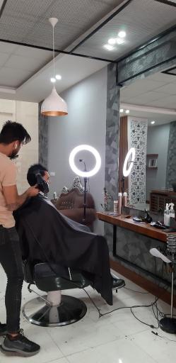 عکس آرایشگر شهر