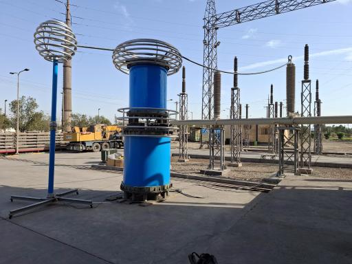 عکس آزمایشگاه برق فشارقوی جهاد دانشگاهی علم وصنعت