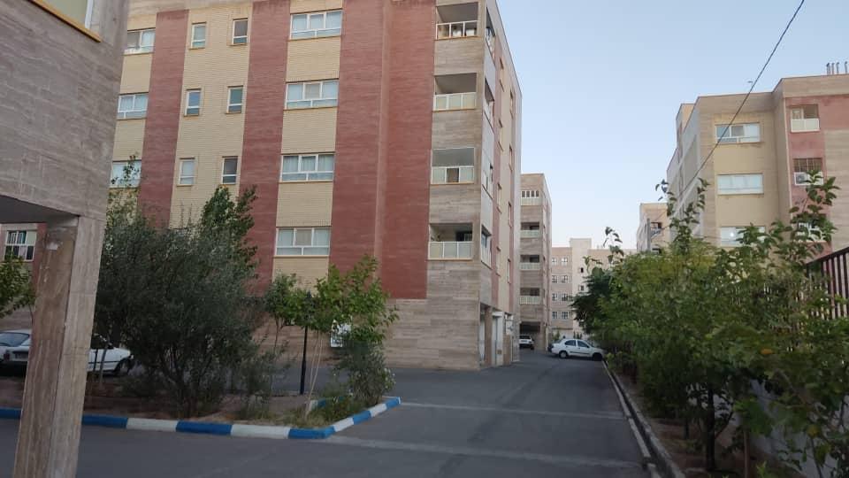 عکس مجتمع مسکونی امیرکبیر