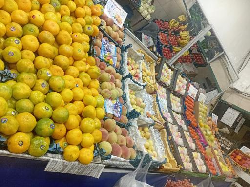عکس میوه فروشی علی سبزیان