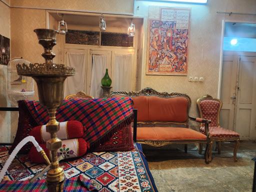 عکس رستوران سنتی فانوس