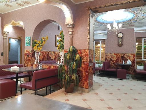 عکس رستوران پویا