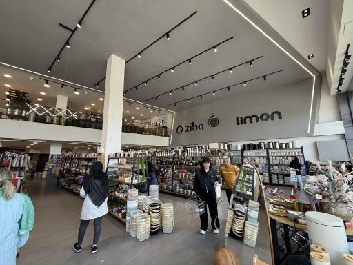 عکس فروشگاه شهر پلاسکو تنکابن