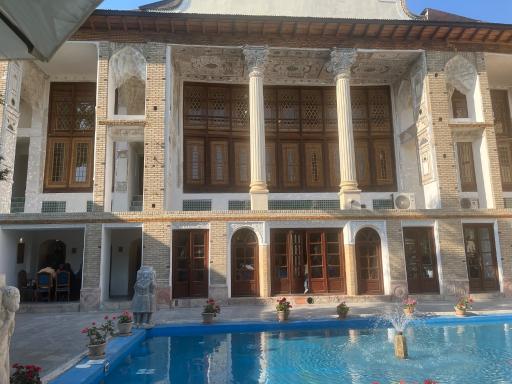 عکس عمارت تاریخی امام جمعه