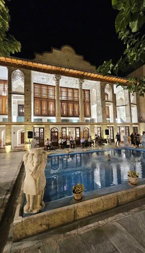 عکس عمارت تاریخی امام جمعه
