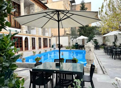 عکس عمارت تاریخی امام جمعه