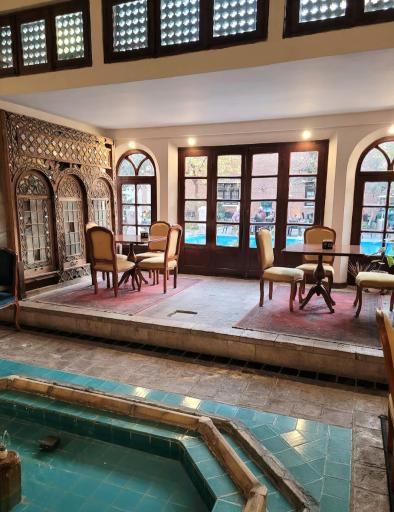 عکس عمارت تاریخی امام جمعه