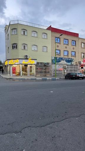 عکس فنی و حرفه ای آزاد ویدا