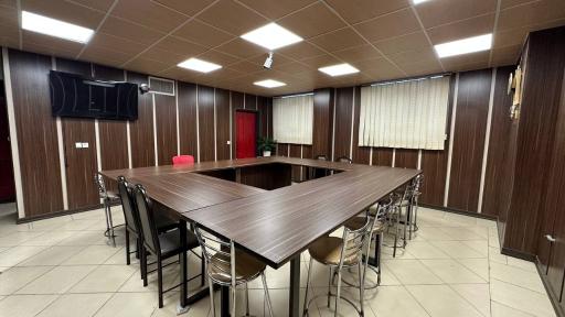 عکس فنی و حرفه ای آزاد ویدا