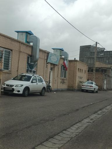 عکس کتابخانه عمومی شاه قاسم انوار