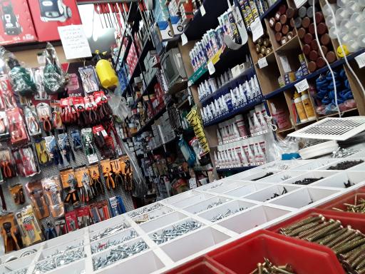 عکس فروشگاه ابزار همشهری