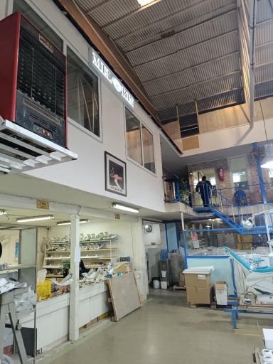 عکس کارخانه شرکت تولیدی بازرگانی ملورین