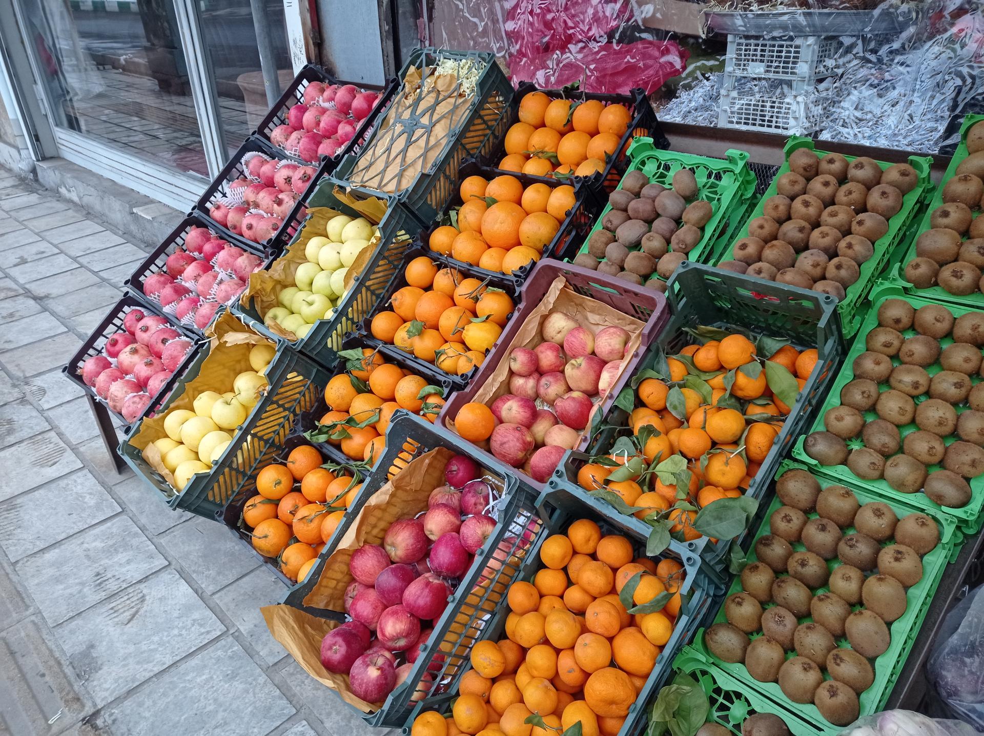 عکس میوه فروشی چهار فصل 