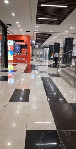 عکس هایپر استار مجتمع فیروزه شرق