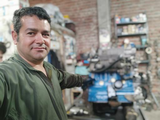 عکس مکانیکی محمدرضا