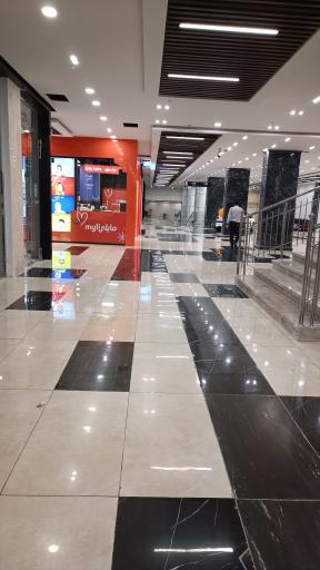 عکس هایپر استار مجتمع فیروزه شرق