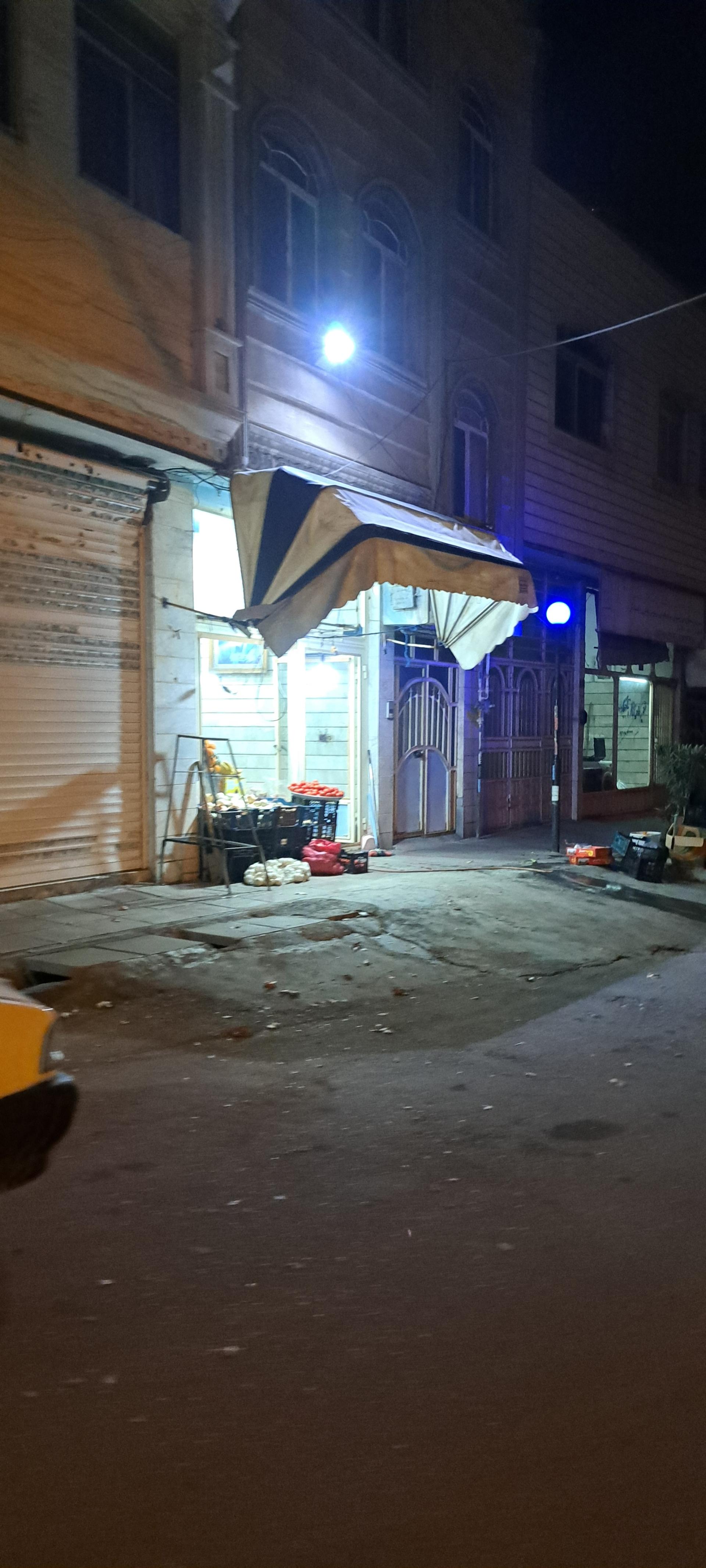 عکس میوه فروشی