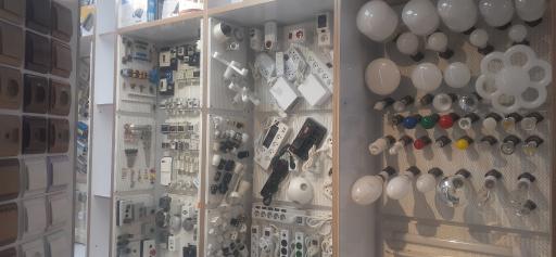 خدمات برق و الکترونیک بهرامپور