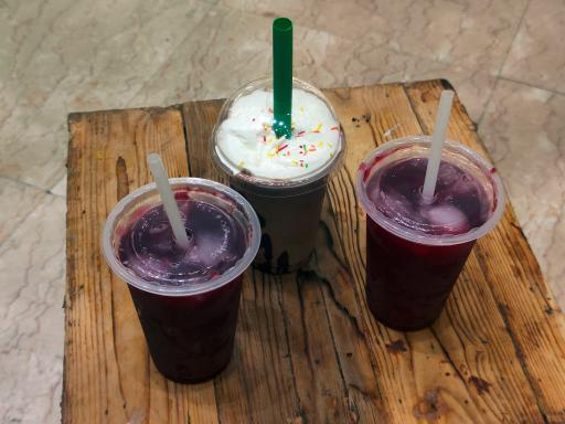 عکس کافه چیکو