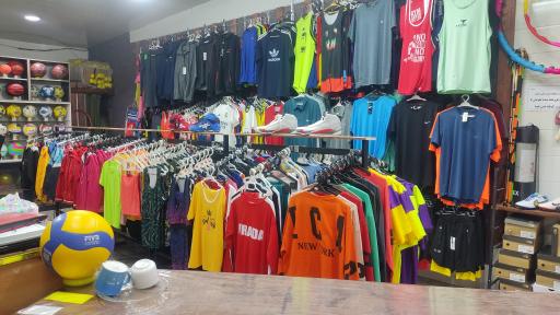 عکس فروشگاه‌ اسپرت‌ ورزشی‌ سلیمانی