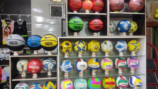 عکس فروشگاه‌ اسپرت‌ ورزشی‌ سلیمانی