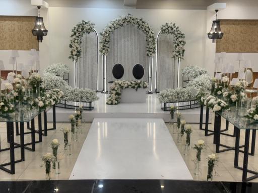 عکس باغ تالار دیبا