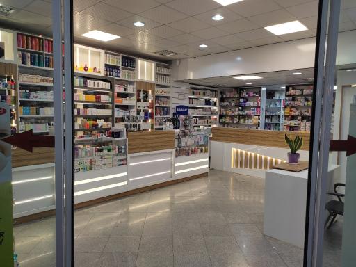 عکس داروخانه دکتر مژگان پوررمضان