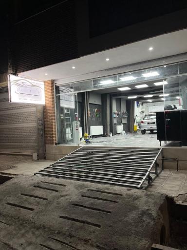 عکس کلینیک زیبایی خودرو ثلث