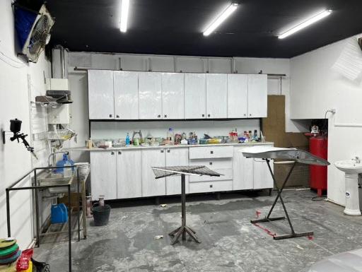 عکس کلینیک زیبایی خودرو ثلث